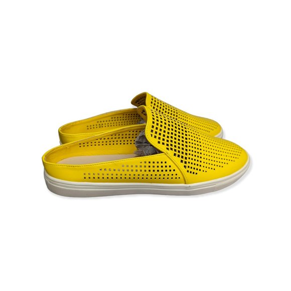Massey's Yellow Mules Size 8.5W - Picture 1 of 9